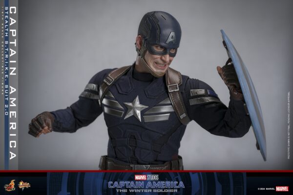 Pré-venda Hot Toys MMS783 1/6 Scale Figure Captain America: The Winter Soldier -  Captain America (Stealth S.T.R.I.K.E. Suit) 2.0 - Imagem 5