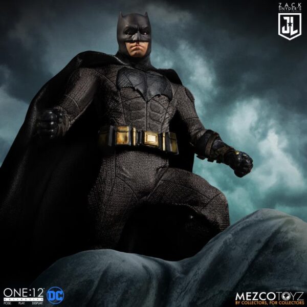 Mezco Snyder's Justice League One:12 Batman (loose)
