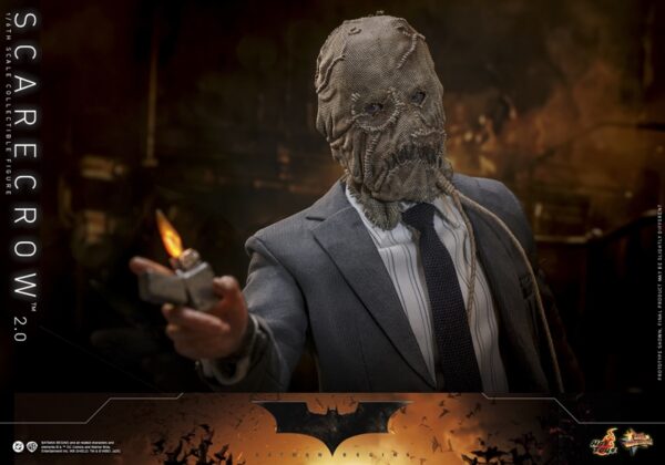 Pré-venda Hot Toys MMS801 1/6 Scale Figure Batman Begins Scarecrow 2.0 - Imagem 3